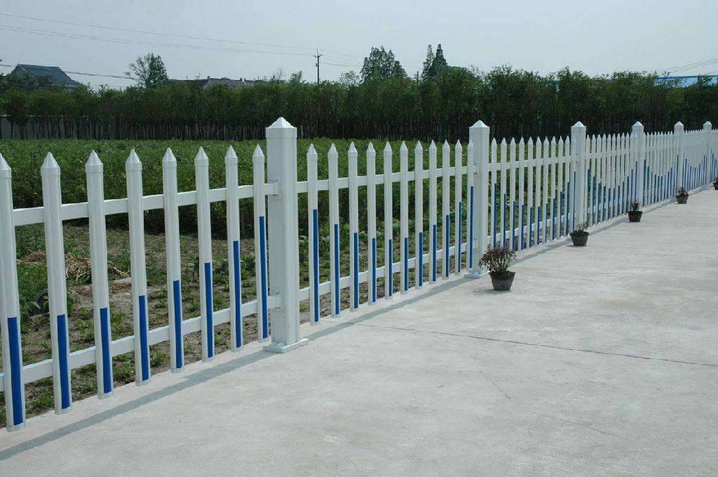 吉林PVC塑钢护栏的优点
