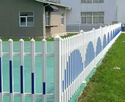 沈阳护栏是如何安装？特别是球场周围的护栏